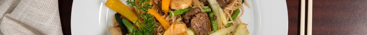 Stir-Fried Noodles with Chicken or Beef