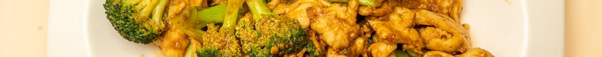 L4. Chicken with Broccoli Lunch Special