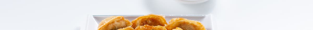 Fried Dumplings (6pcs)