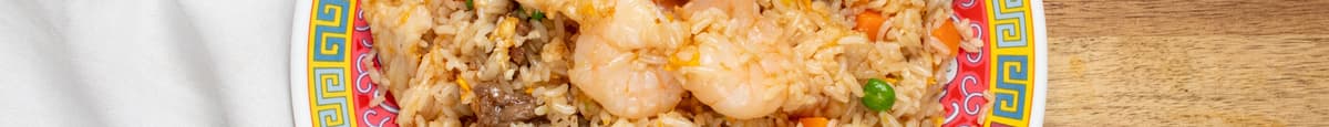 147. Special Fried Rice (King Prawn, Chicken & Beef)