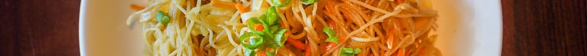 Singapore Style Noodles with Veggies or Chicken