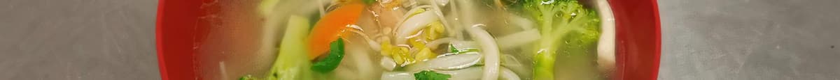 Udon noodle soup