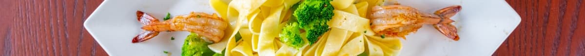 Shrimp & Broccoli Alfredo