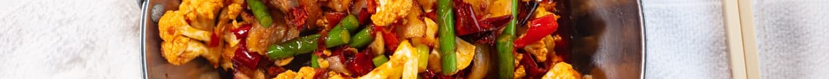 Griddle Cauliflowers 干锅腊肉花菜 & Choice of Noodle or Rice or Dim Sum 主食
