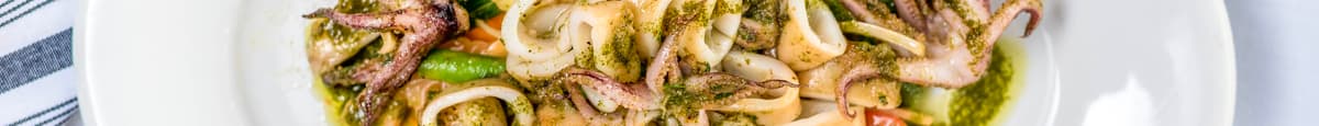 Grilled Calamari Salad