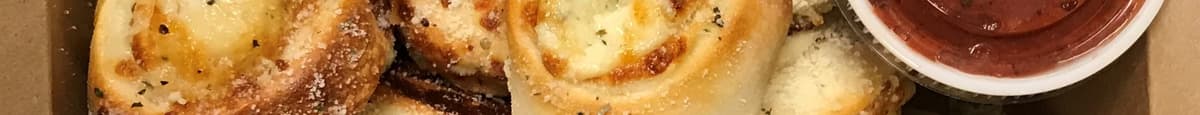 Garlic Cheese Bread Knots
