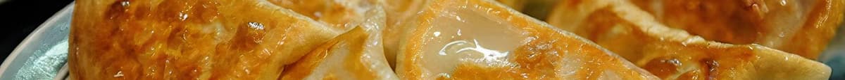 6. Steamed Dumplings (10)水饺