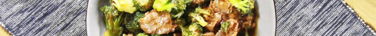 86.Qt) Beef with Broccoli