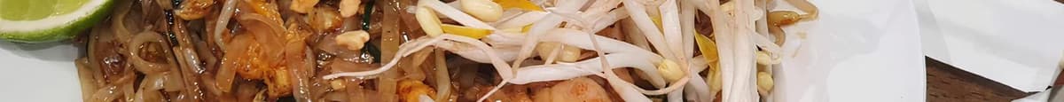 Pad Thai Chicken Noodles 