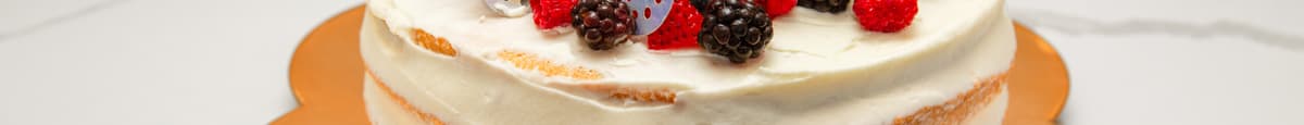 Chantilly Fresh Berry Cake Slice