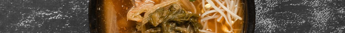 Dried Radish Leaves Soup / Ugeogi Galbitang / 우거지 갈비탕