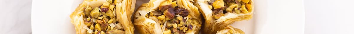 Warda baklava with pistachios 