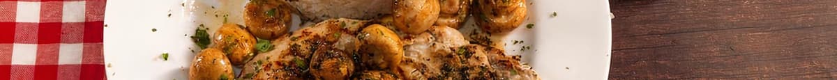 Filé de Peito de Frango com cogumelos Salteados  (Chicken filet w/ Sauteed mushrooms)