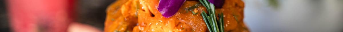 MOFONGO/Pollo en salsa al ajillo/ Chicken in garlic sauce