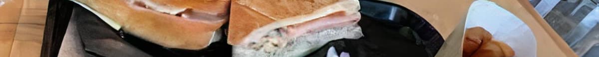 4. Sandwich de Bistec