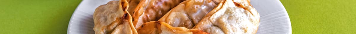 A4. Pork Dumplings (Fried) (5 Pieces)