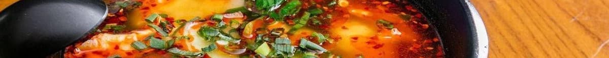 6. Sichuan Wonton in Hot & Spicy Soup 紅油抄手
