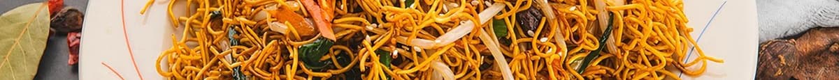 午餐豉油王炒面 Stir Fried Noodle w. Soy Sauce