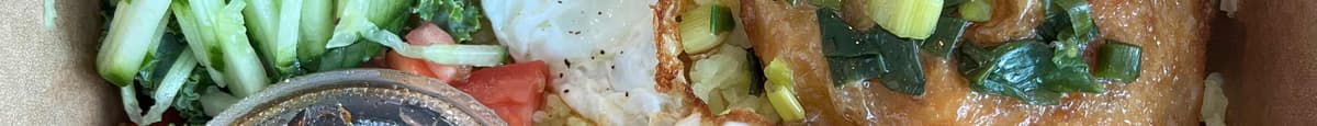 R2. Crispy Chicken Leg & Egg on Ginger Rice / Cơm đùi gà chiên & trúng