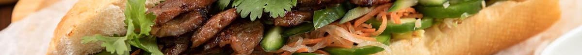 Lemongrass Grilled Pork Banh Mi 香茅猪肉越式法包