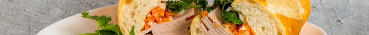 Bánh Mì Chả / Pork Roll Sandwich