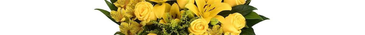 Bloom Haus™ 12 Plus Rose Bouquet - Yellow