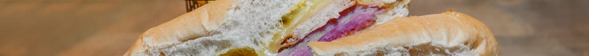 Auténtico Cubano Sándwich / Authentic Cuban Sandwich