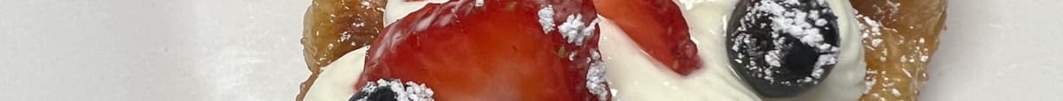 Berry Berry Croffle (Dessert)