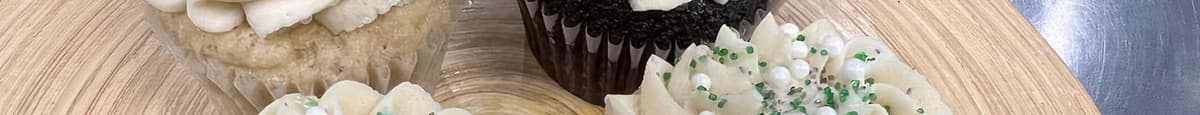 Chocolate/Vanilla Cupcakes