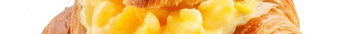 Eggs & Cheddar Croissant