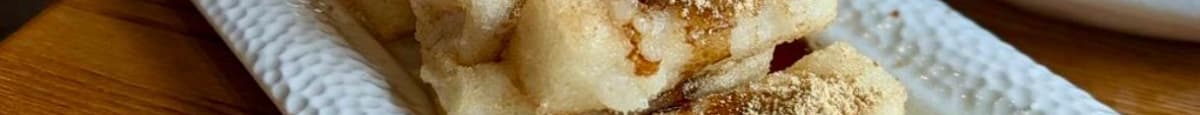 Glutinous Rice Cake with Brown Sugar 红糖糍粑