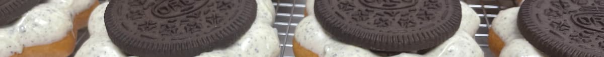 Oreo Cookies Mochi Donut