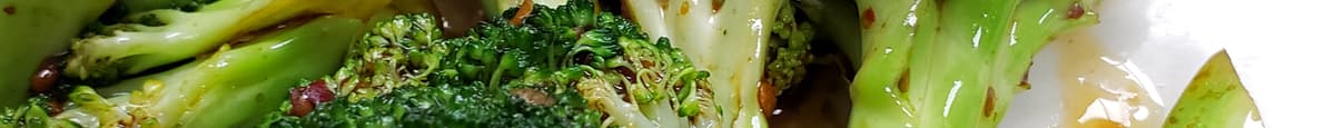 22. Broccoli with Garlic Sauce