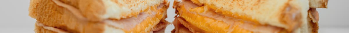 Sándwich de Jamón y Queso /  Ham & Cheese Sandwich