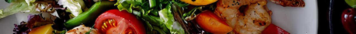 Salade aux crevettes grillées / Grilled shrimp salad