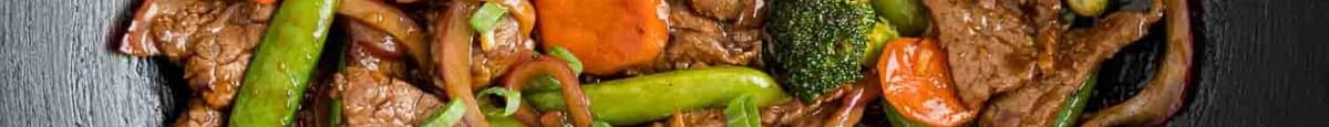 82. Stir-fried Beef and Mix Vegetable