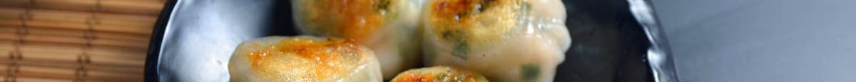 288. Grilled Shrimp & Chives Dumplings  鮮蝦韭菜粿