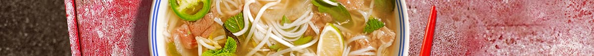 Phở Beef Noodles with Sliced Fillet