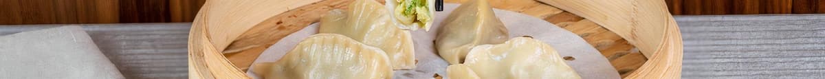 Shrimp & Zucchini Dumplings (6) 青瓜鲜虾蒸饺