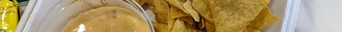 Chile con Queso w/ chips