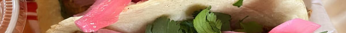 Cochinita Pibil taco