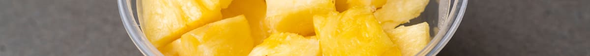 Fresh Cut Pineapple Chunks 0.5 Lb