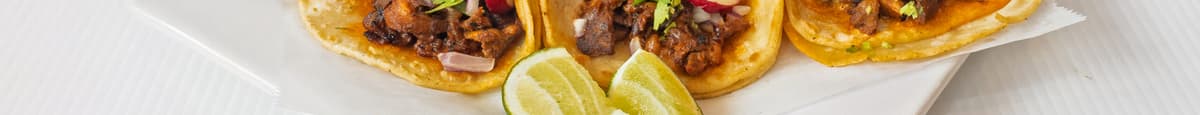 Tacos de Pollo y Adobada / Chicken and Adobada Tacos