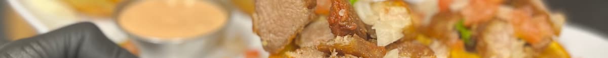 Tostones Rellenos de Carne Frita / Fried Plantains Filled with Pork