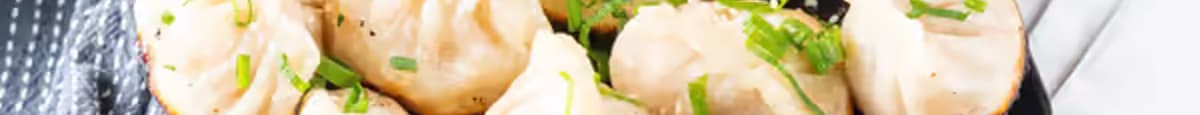 Pan Fried Chicken & Prawn Dumplings (8) 鸡虾锅贴