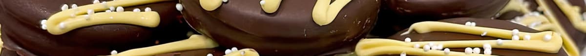 >>Chocolate Dipped Oreo