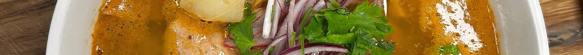Encebollado de Pescado / Fish Soup with cassava and pickled onions