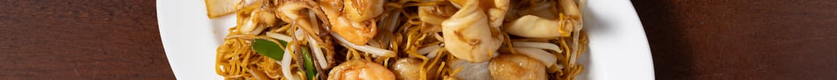 Stir Fried Lo Mein with Seafood