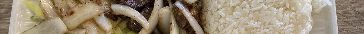 Cơm Bò Lúc Lắc (Stir fried diced filet mignonette steak over rice w/salad 
