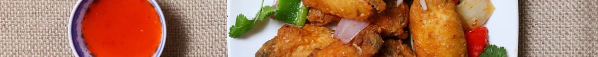 A1. Cánh Gà Chiên Bơ / Deep-Fried Chicken Wings